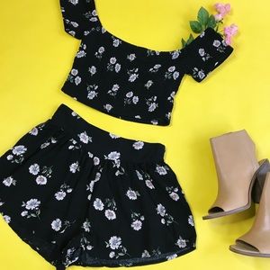 Forever 21 Floral Set